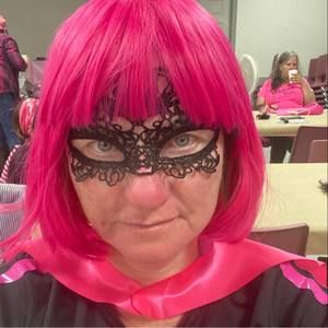 Meet your Posher, Laura